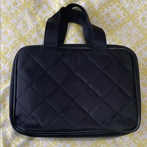 Mary Kay Black Travel /Make Up Bag w/2 additional bags inside + Removable Pouch!